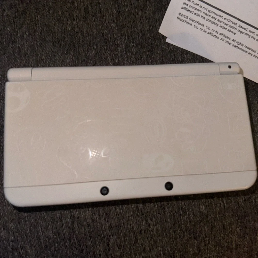 Nintendo 3DS XL in Cream with Colorful Buttons